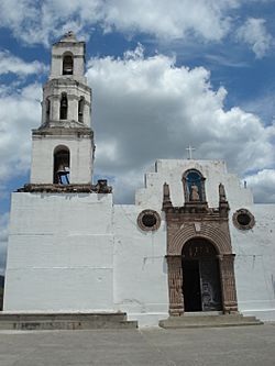 IGLESIA DE ONAVAS - panoramio.jpg