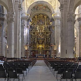 Archivo:Iglesia de El Divino Salvador (Sevilla). Nave central