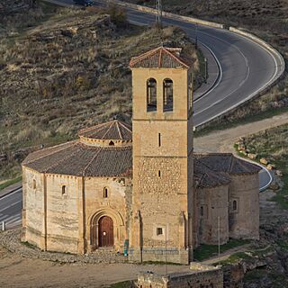 Iglesia de la Vera Cruz - 01.jpg