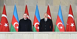 Archivo:Ilham Aliyev and RT Erdogan in the Victory Parade of 2020