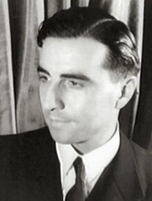 Julian Green (1900-1998), portrait by Carl van Vechten.jpg