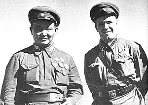 Archivo:Khalkhin Gol George Zhukov and Khorloogiin Choibalsan 1939 -1