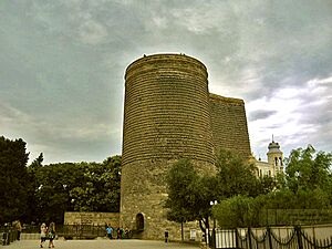 Archivo:Maiden Tower in Baku, Azerbaijan