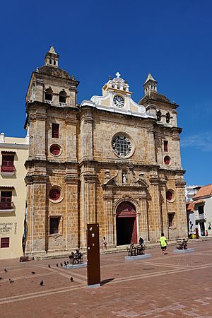 Archivo:Main facade Iglesia San Pedro Claver CTG 11 2019 2719