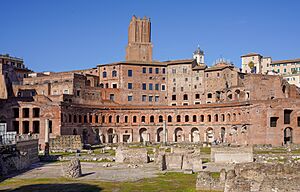 Archivo:Mercati di Traiano - Roma