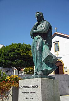 Monumento ao Doutor Pedro da Fonseca - Proença-a-Nova - Portugal (20838724318).jpg