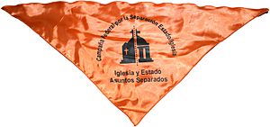 Archivo:Pañuelo Naranja