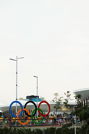 Archivo:Símbolo Olímpico