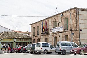 Archivo:Santiuste de San Juan Bautista-ayuntamiento-DavidDaguerro