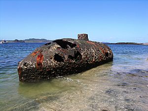 Archivo:Sub Marine Explorer Wreck