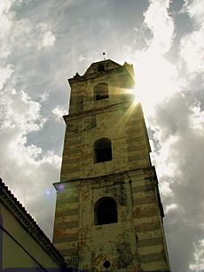 Archivo:Torre iglesia mayor Sancti Spiritus