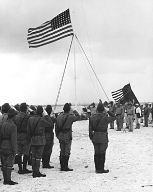 Archivo:Wake island 1945 surrender