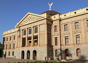 Archivo:AZ State Capitol Building 80635
