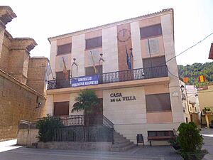 Archivo:Andorra (Teruel) - Ayuntamiento