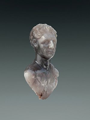 Archivo:Bust of emperor Nerva