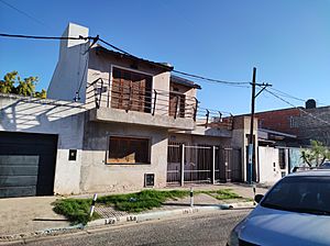 Archivo:Casa y barrio de la infancia de Lionel Messi - Rosario (Santa Fe) 03