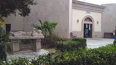 Archivo:Entrada a capilla San Fco. Javier - Magdalena Sonora