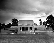 Exterior view of the Hollyhock House, Los Angeles, 1921 (shulman-1997-JS-223-ISLA)