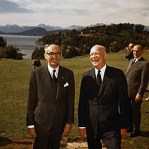 Archivo:Frondizi con Eisenhower