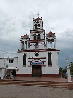 Iglesia de Ntra Sra del Carmen - Fachada - Saldaña.jpg