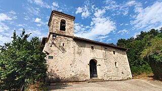 Iglesia de San Agustín, Arenaza.jpg