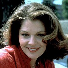 Lois Chiles - Studio Portrait (1979).jpg