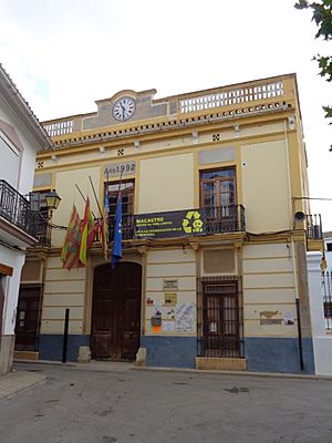 Archivo:Macastre. Ayuntamiento 1