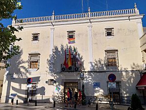 Archivo:Montijo - Plaza de España, Casa del Navegante 6