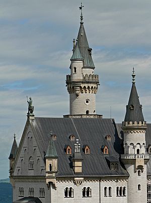 Archivo:Neuschwanstein detail