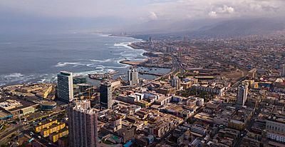Archivo:Panorámica de Antofagasta 2018