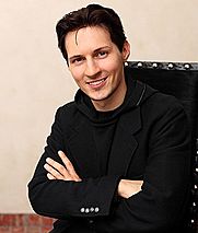Archivo:Pavel Durov sitting portrait