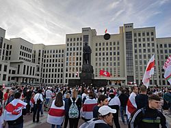 Archivo:Protest against Alexander Lukashenko in Minsk on Aug 22, 2020