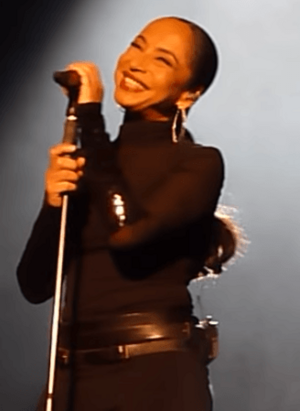 Archivo:Sade Chile 2011 (cropped)