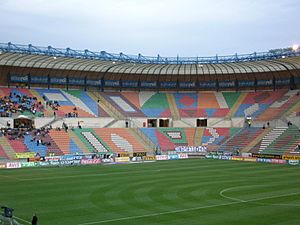Archivo:Teddy Kollek Stadium - Inside