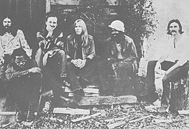 Archivo:The Allman Brothers Band (1975)