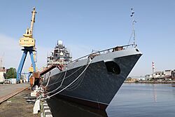 Archivo:The frigate Admiral Golovko during completion at the Severnaya Verf
