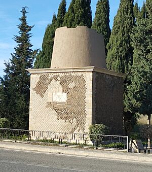 Archivo:Torre Ciega (20221223 105207)
