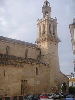 Archivo:Torre de la iglesia de San Lorenzo de Córdoba