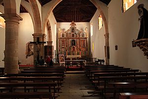 Archivo:Tuineje village - FV-20-Paseo de la Libertad - Iglesia de San Miguel Arcángel in 01 ies