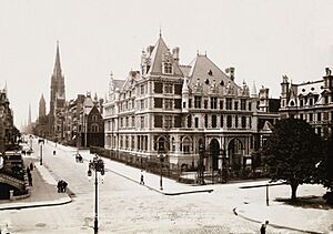 Archivo:Vanderbilt Mansion and Grand Army Plaza, New York 1908