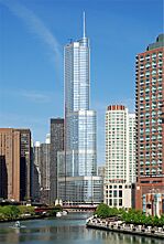 20090518 Trump International Hotel and Tower, Chicago.jpg