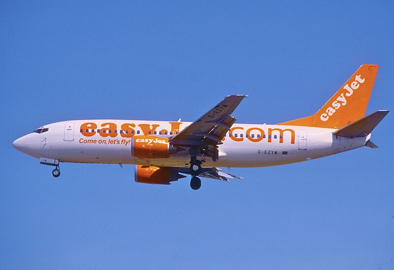 366ah - EasyJet Boeing 737-300; G-EZYM@PMI;07.08.2005 (8189649537)