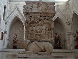76 Museo diocesano Valladolid sarcofago procedente del Monasterio de Palazuelos ni