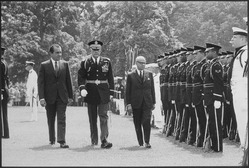 Archivo:Arrival Ceremony for His Excellency Carlos Lleras Restrepo of Columbia - NARA - 194637