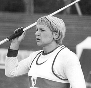 Archivo:Bundesarchiv Bild 183-W0429-0042, Ruth Fuchs