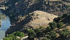 Cerro del Bu, yacimiento arqueológico en Toledo, 01.jpg