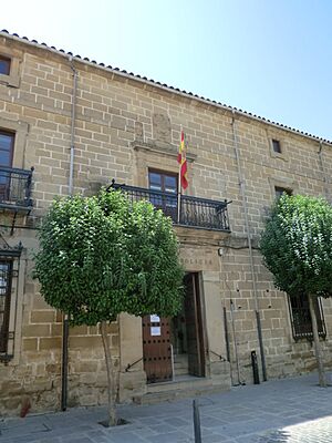 Archivo:Comisaria-ubeda