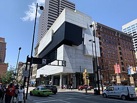 Contemporary Arts Center, Cincinnati, 2019.jpg