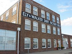 Ely & Walker Shirt Factory 5 221 South Main Street Kennett Mo.jpg