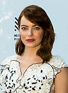Archivo:Emma Stone at the 39th Mill Valley Film Festival (cropped)